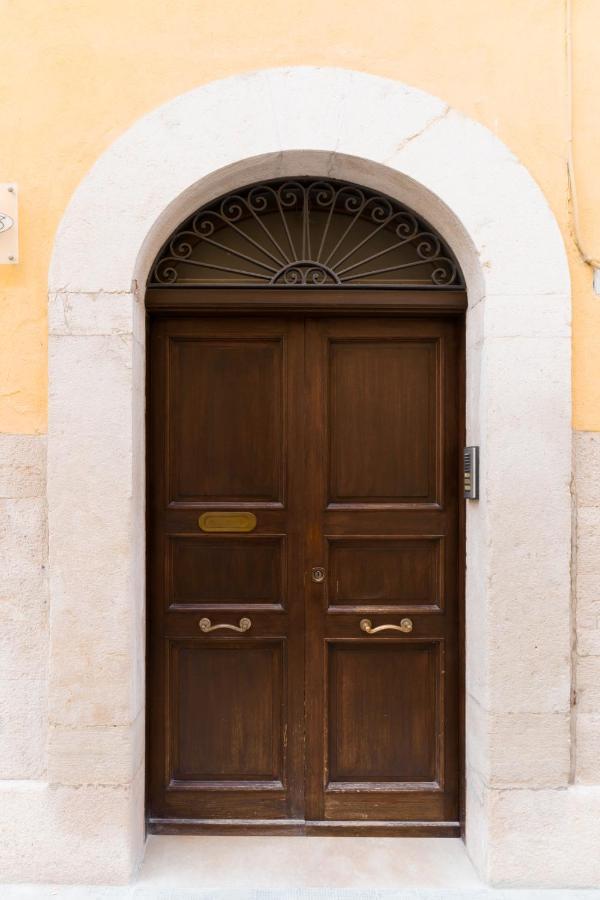 Guendalina Sweet Home - La Casetta Di Guendalina Trani Eksteriør bilde